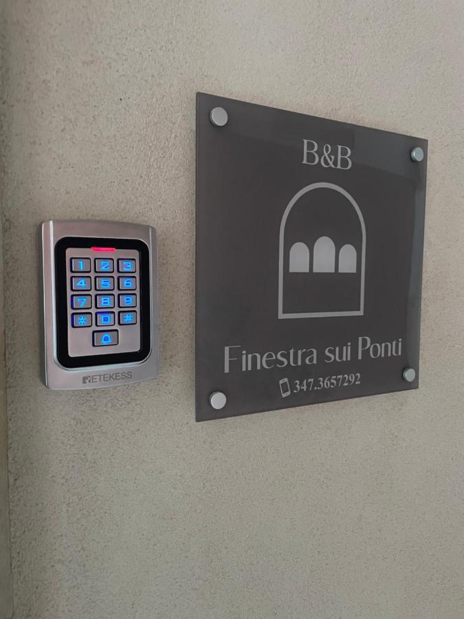 ラグーザ Finestra Sui Ponti Bed & Breakfast エクステリア 写真